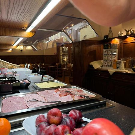 Horchem Hotel-Restaurant-Cafe-Bar Моншау Экстерьер фото